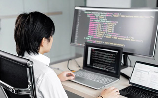 大竹 ,php声明和调用变量的符号是什么？